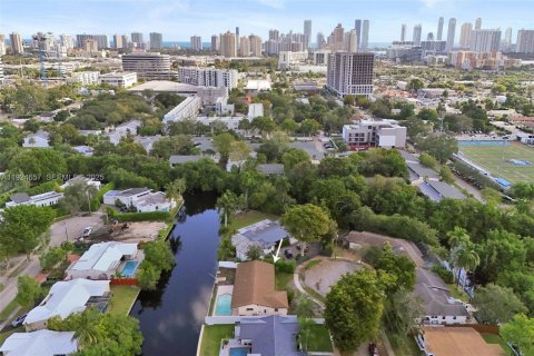 Купить виллу или дом в Майами, Флорида 3 спальни, 204.2м2, № 1983671 - фото 8