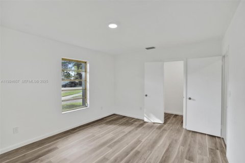 Купить виллу или дом в Майами, Флорида 3 спальни, 204.2м2, № 1983671 - фото 19