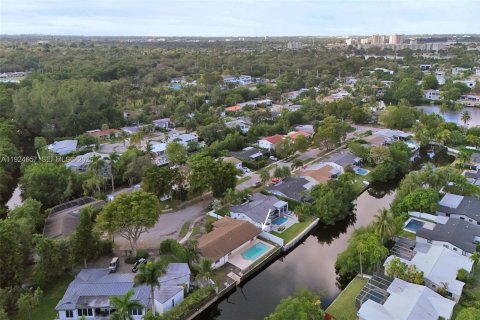Купить виллу или дом в Майами, Флорида 3 спальни, 204.2м2, № 1983671 - фото 9
