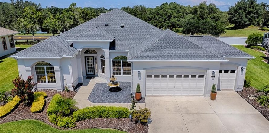 Villa ou maison à The Villages, Floride 3 chambres, 214.98 m2 № 2308292