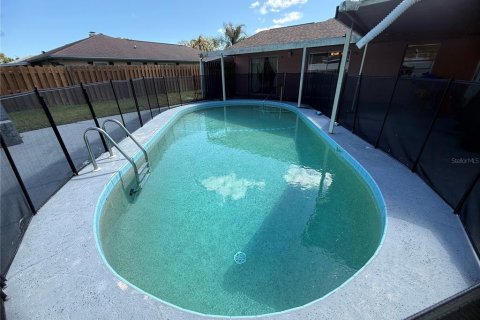 House in Port Orange, Florida 3 bedrooms, 150.04 sq.m. № 2097259 - photo 27