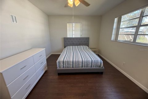 House in Port Orange, Florida 3 bedrooms, 150.04 sq.m. № 2097259 - photo 20
