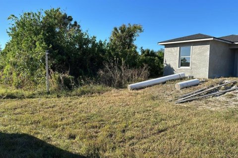 Immobilier commercial à vendre à Englewood, Floride: 6 chambres, 215.9 m2 № 2434673 - photo 3