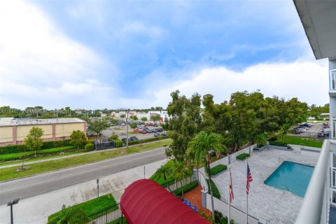 Copropriété à vendre à Miami, Floride: 1 chambre, 65.96 m2 № 1846050 - photo 19