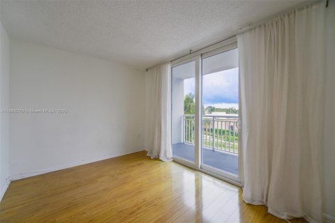 Copropriété à vendre à Miami, Floride: 1 chambre, 65.96 m2 № 1846050 - photo 6