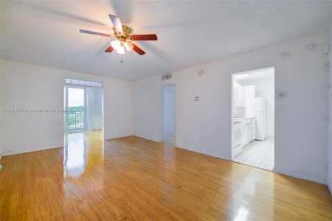 Copropriété à vendre à Miami, Floride: 1 chambre, 65.96 m2 № 1846050 - photo 1