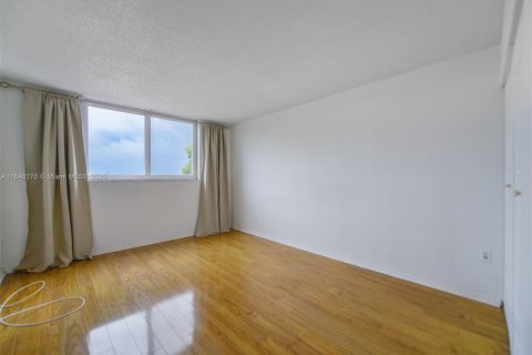 Copropriété à vendre à Miami, Floride: 1 chambre, 65.96 m2 № 1846050 - photo 12