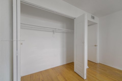 Copropriété à vendre à Miami, Floride: 1 chambre, 65.96 m2 № 1846050 - photo 16