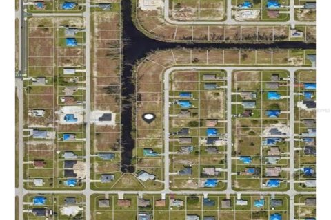 Land in Cape Coral, Florida № 2162644 - photo 9