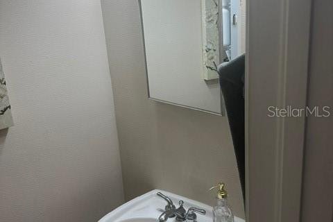 Adosado en venta en Tampa, Florida, 3 dormitorios, 141.58 m2 № 1514293 - foto 9
