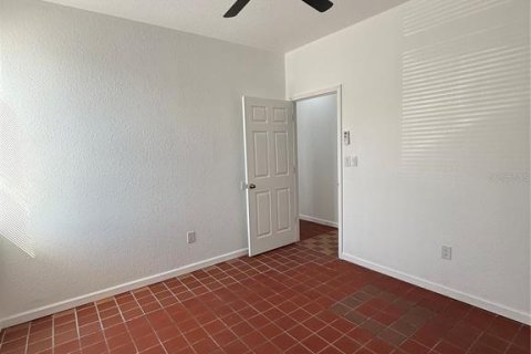 Apartamento en alquiler en Tarpon Springs, Florida, 1 dormitorio, 94.2 m2 № 2200816 - foto 10