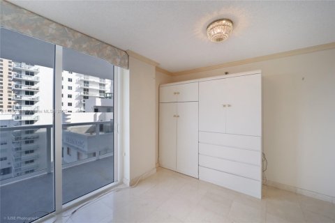Condominio en venta en Miami Beach, Florida, 2 dormitorios, 127.09 m2 № 1857368 - foto 14