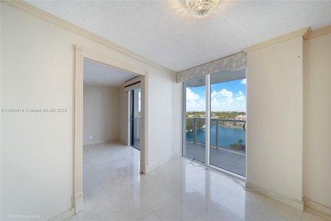 Condominio en venta en Miami Beach, Florida, 2 dormitorios, 127.09 m2 № 1857368 - foto 13
