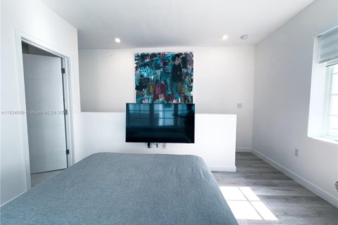 Condo in Miami Beach, Florida, 1 bedroom  № 1821777 - photo 8