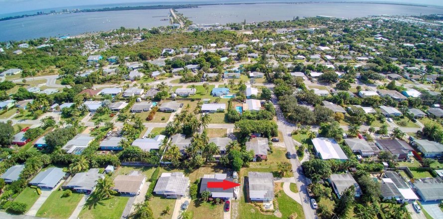 Casa en Jensen Beach, Florida 3 dormitorios, 130.06 m2 № 978979