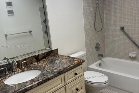 Copropriété à louer à Tamarac, Floride: 2 chambres, 97.55 m2 № 1926984 - photo 13