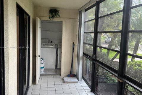 Copropriété à louer à Tamarac, Floride: 2 chambres, 97.55 m2 № 1926984 - photo 24