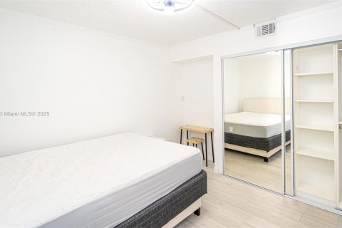 Copropriété à louer à Hallandale Beach, Floride: 2 chambres, 85.47 m2 № 1964872 - photo 15