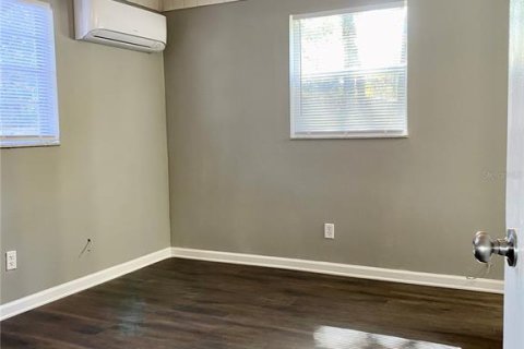 Immobilier commercial à vendre à Tampa, Floride: 4 chambres, 107.4 m2 № 1816877 - photo 18