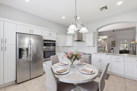 Casa en venta en Orlando, Florida, 4 dormitorios, 241.27 m2 № 2157503 - foto 9