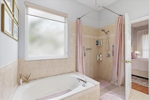 Casa en venta en Orlando, Florida, 4 dormitorios, 241.27 m2 № 2157503 - foto 17