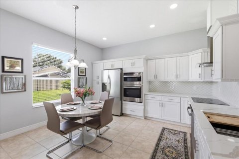 Casa en venta en Orlando, Florida, 4 dormitorios, 241.27 m2 № 2157503 - foto 8