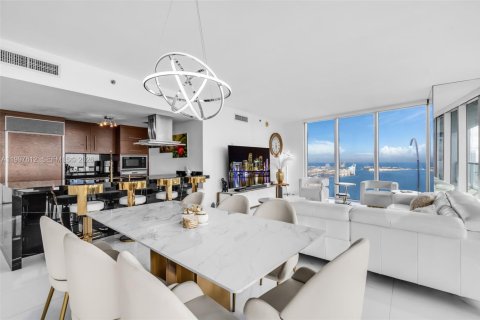 Copropriété à louer à Miami, Floride: 3 chambres, 173.73 m2 № 2060382 - photo 7