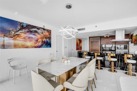 Copropriété à louer à Miami, Floride: 3 chambres, 173.73 m2 № 2060382 - photo 6
