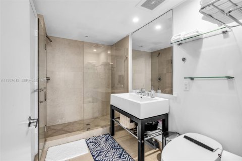 Copropriété à louer à Miami, Floride: 3 chambres, 173.73 m2 № 2060382 - photo 16