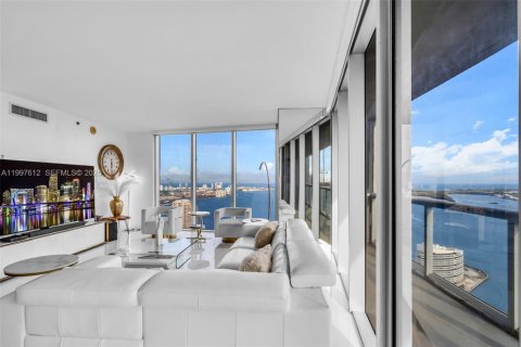 Copropriété à louer à Miami, Floride: 3 chambres, 173.73 m2 № 2060382 - photo 12