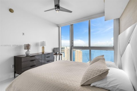 Copropriété à louer à Miami, Floride: 3 chambres, 173.73 m2 № 2060382 - photo 14