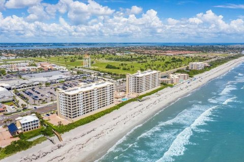 Condo in Satellite Beach, Florida, 3 bedrooms  № 1821359 - photo 9