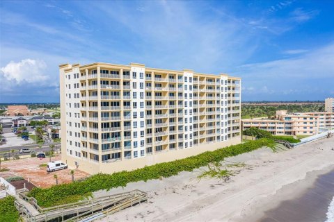 Condo in Satellite Beach, Florida, 3 bedrooms  № 1821359 - photo 7