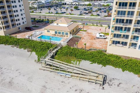 Condo in Satellite Beach, Florida, 3 bedrooms  № 1821359 - photo 12