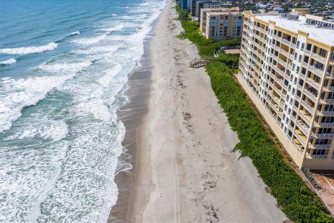 Condo in Satellite Beach, Florida, 3 bedrooms  № 1821359 - photo 3