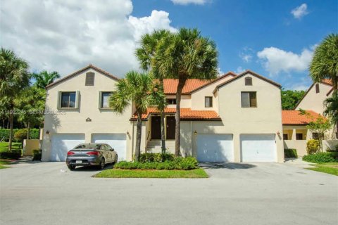 Townhouse in Boynton Beach, Florida 2 bedrooms, 97.92 sq.m. № 2052712