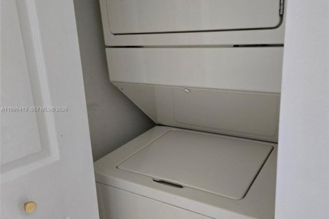 Copropriété à vendre à Cutler Bay, Floride: 2 chambres, 75.16 m2 № 2058412 - photo 3