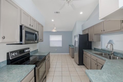 Casa en venta en Spring Hill, Florida, 3 dormitorios, 158.49 m2 № 1678298 - foto 17