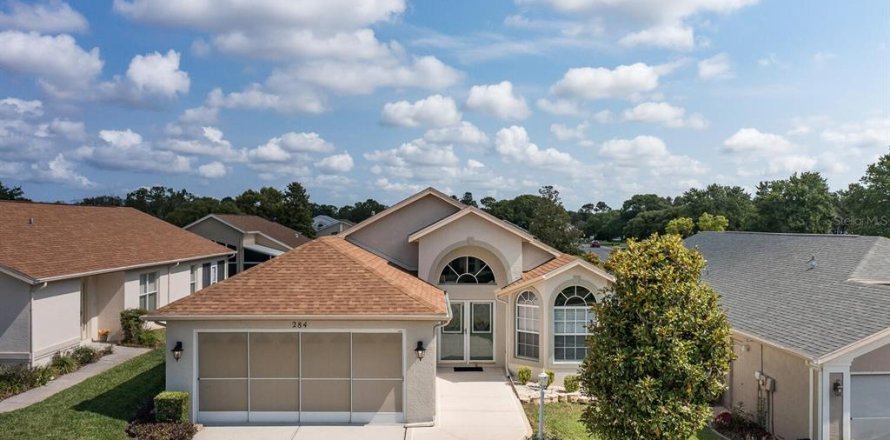 Casa en Spring Hill, Florida 3 dormitorios, 158.49 m2 № 1678298
