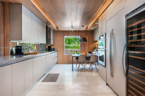 Снять в аренду кондоминиум в Майами-Бич, Флорида 4 спальни, 254.92м2, № 1929258 - фото 13