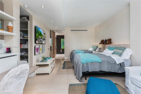 Снять в аренду кондоминиум в Майами-Бич, Флорида 4 спальни, 254.92м2, № 1929258 - фото 29