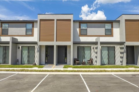 Touwnhouse à vendre à Kissimmee, Floride: 3 chambres, 126.35 m2 № 2408524 - photo 5