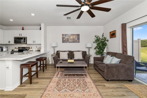 Touwnhouse à louer à Lakewood Ranch, Floride: 3 chambres, 119.29 m2 № 2389267 - photo 18