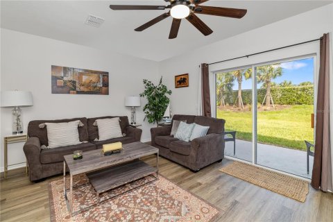 Touwnhouse à louer à Lakewood Ranch, Floride: 3 chambres, 119.29 m2 № 2389267 - photo 19