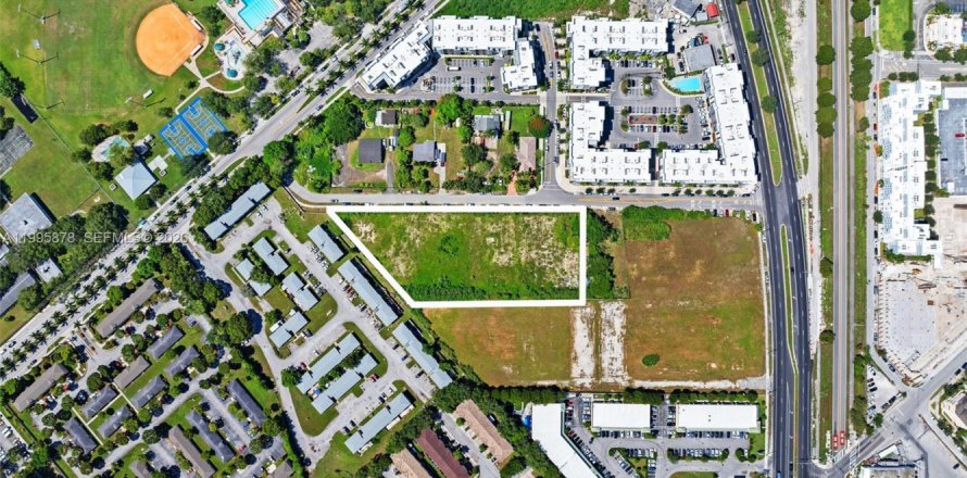 Immobilier commercial à Homestead, Floride № 2058251