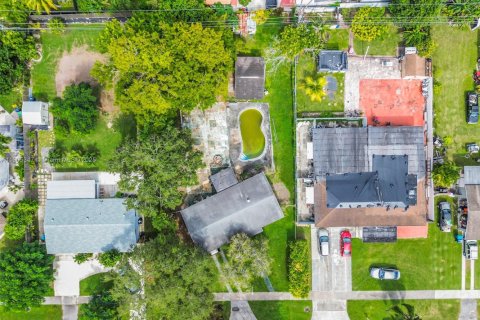 House in Miami, Florida 3 bedrooms, 122.45 sq.m. № 1956144 - photo 5