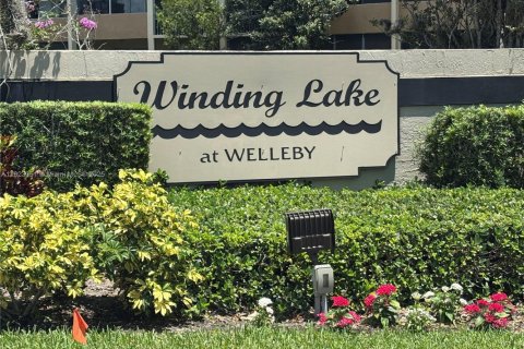 Купить кондоминиум в Санрайз, Флорида 2 спальни, 70.61м2, № 1934148 - фото 3