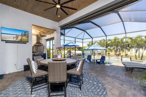 House in Port Charlotte, Florida 3 bedrooms, 213.86 sq.m. № 1585810 - photo 8