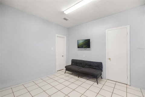 Villa ou maison à vendre à Kissimmee, Floride: 2 chambres, 102.47 m2 № 2416491 - photo 7