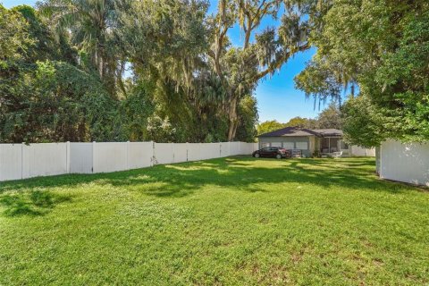 Villa ou maison à vendre à Kissimmee, Floride: 2 chambres, 102.47 m2 № 2416491 - photo 20